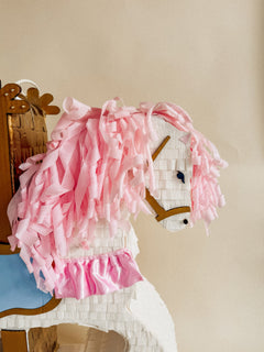 🎠 Horse Carousel Piñata – Handmade Fairground Centerpiece for Birthdays & Whimsical Celebrations