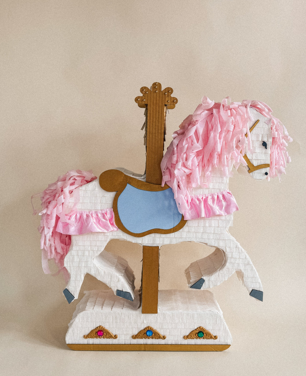 🎠 Horse Carousel Piñata – Handmade Fairground Centerpiece for Birthdays & Whimsical Celebrations