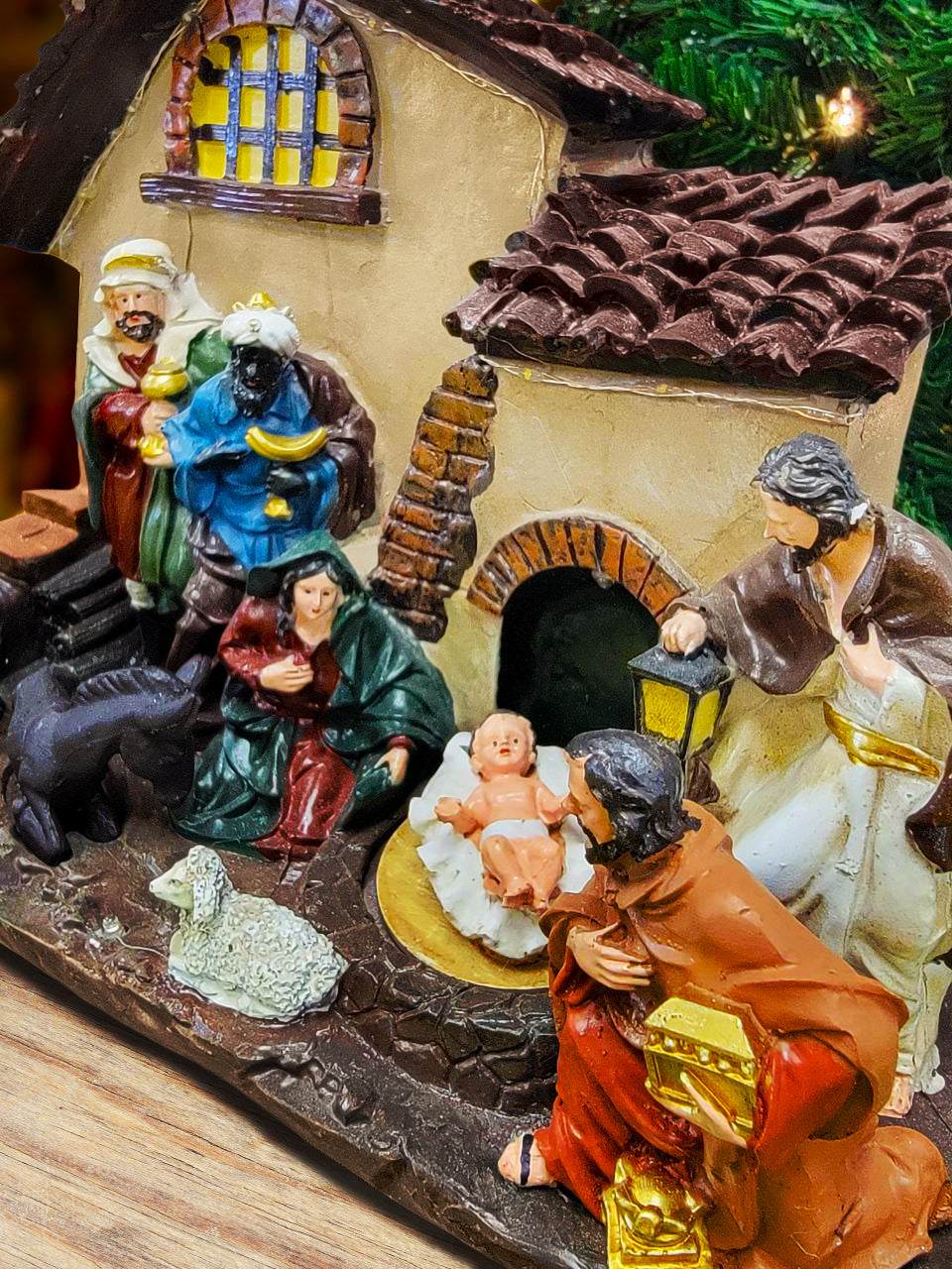 Christmas Village Holy Family Scene F07M4-1-H530