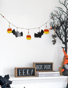 Set of 2 Halloween Garland for Holiday Wall Decor