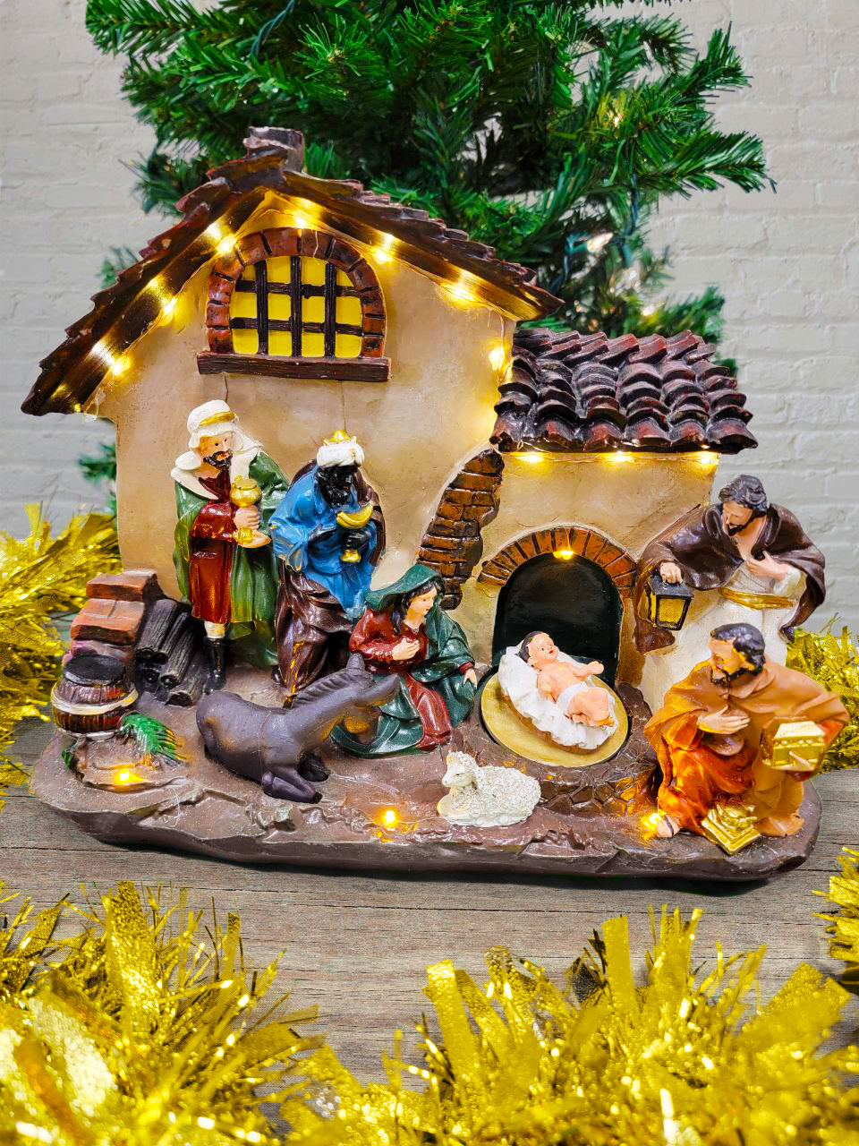 Christmas Village Holy Family Scene F07M4-1-H530