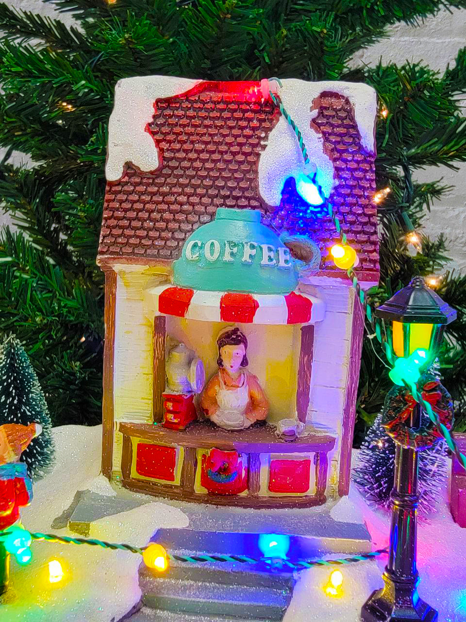 Christmas Village House F07M4-19-H508