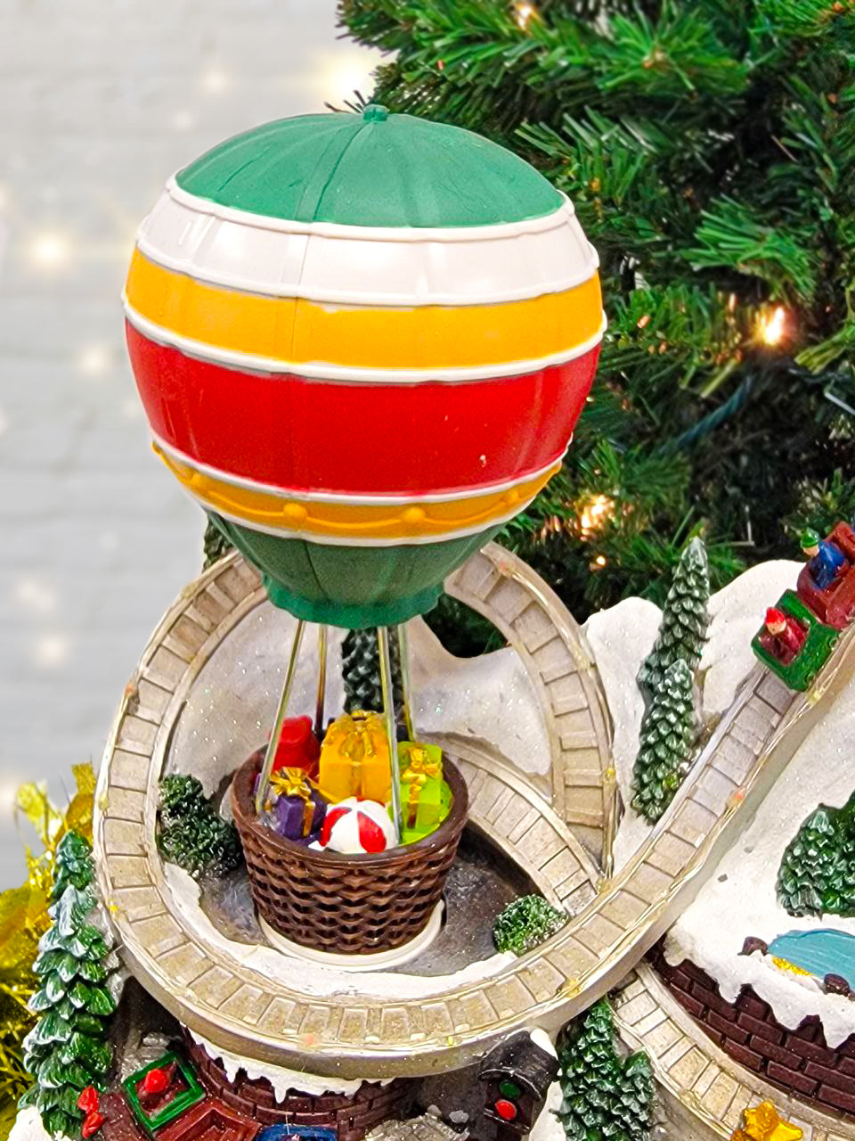 Christmas Village F07M3-13-FQ24001