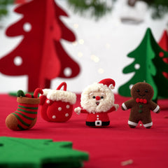 Santa Gingerbread Stocking and Mitten Christmas Needle Felting Kit by Wizardi F07N8-Z-10