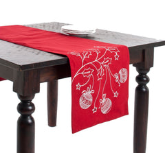 Boules De Noël Holiday Christmas Design Table Runner (Red)
