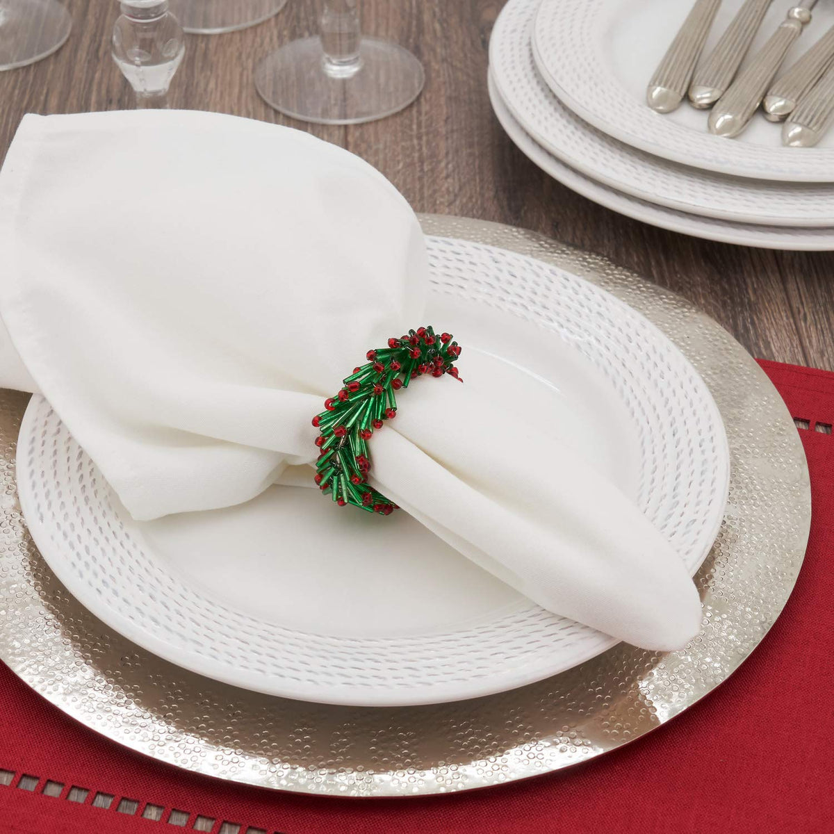 Fennco Styles Hand Beaded Christmas Wreath Design Decorative Napkin Rings, Set of 4 - Green Glass Beads Napkin Holders for Home, Dining Table, Banquets, Holiday Décor and Special Occasion