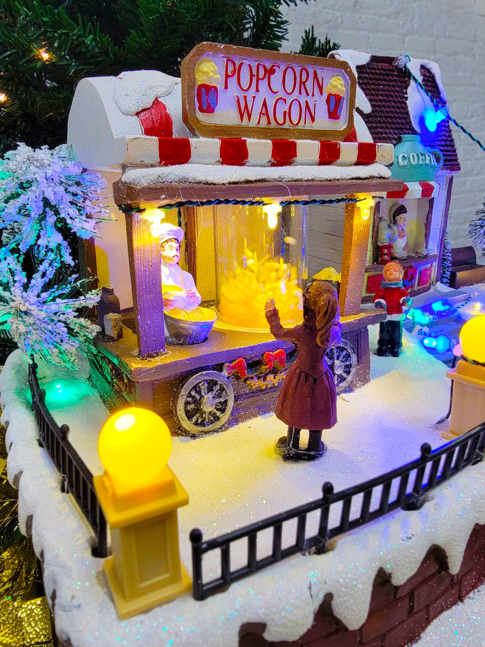 Christmas Village House F07M4-19-H508