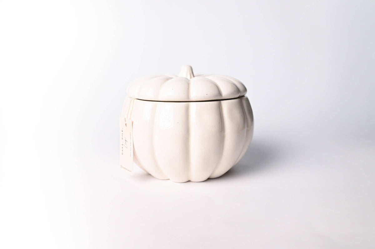 Fall Ceramic Pumpkin 16 oz: Rake, Pile, Leap! Candle