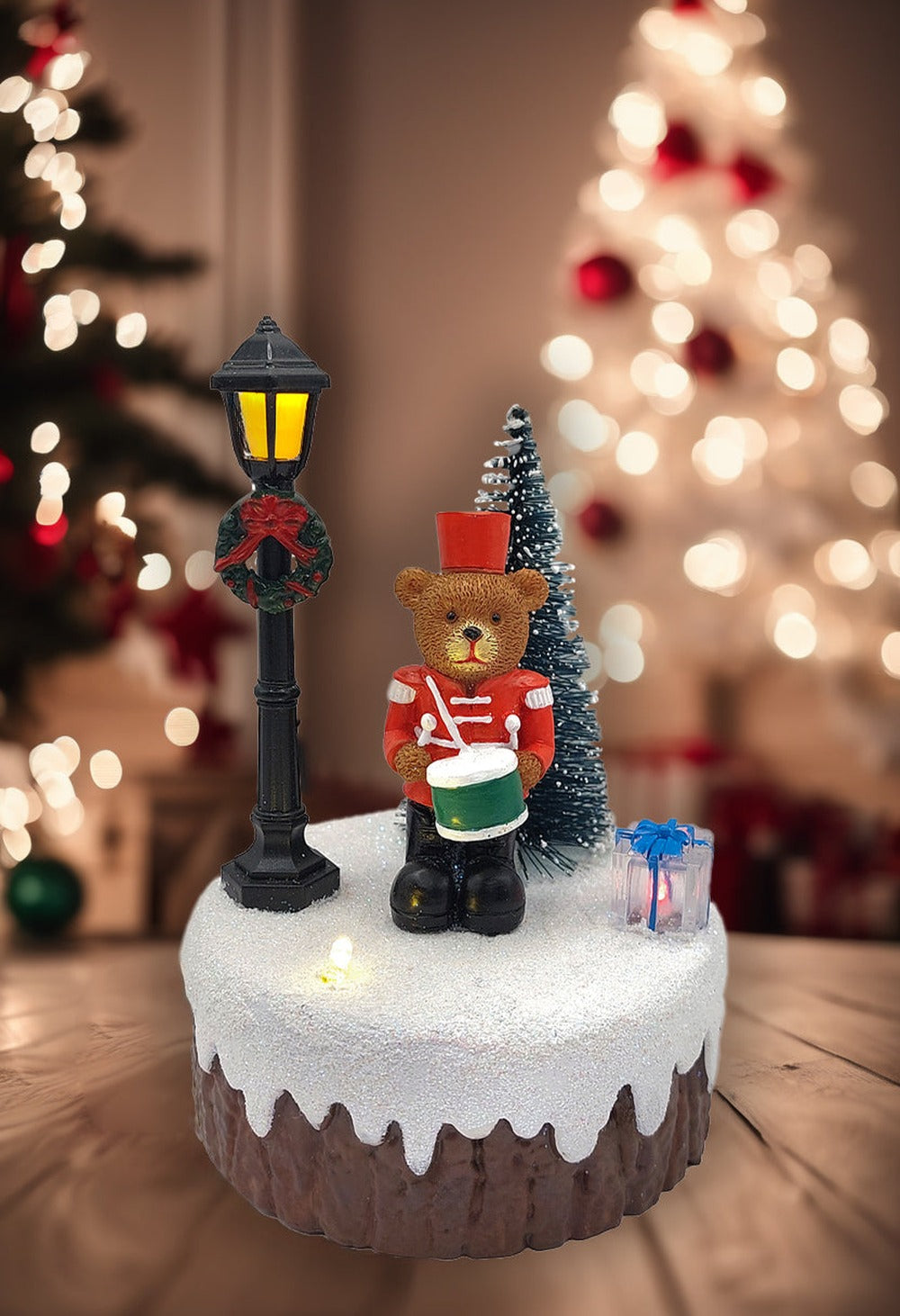 Holiday Bear Scene - Christmas Village Collection by Wizardi F07-N6-2C Bear