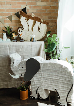 Grand Elephant Piñata - A Majestic Touch to Your Safari Adventure Party!