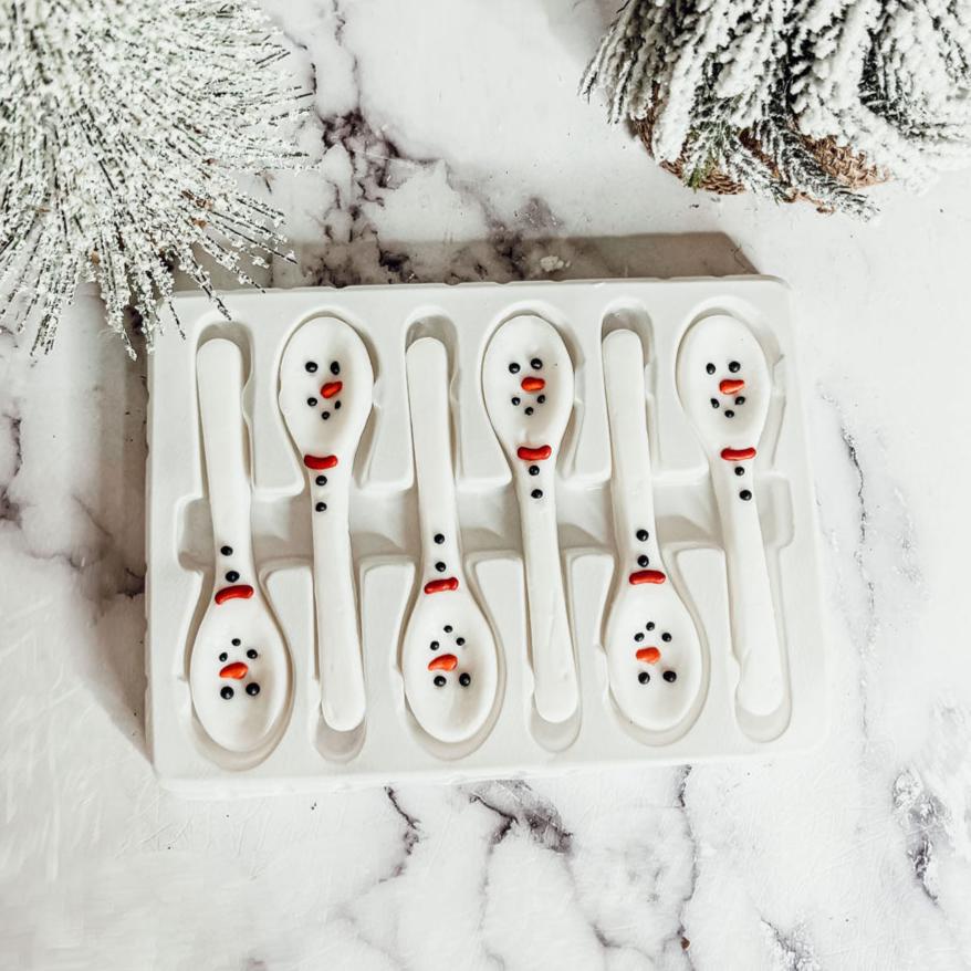 Snowman Edible Spoons