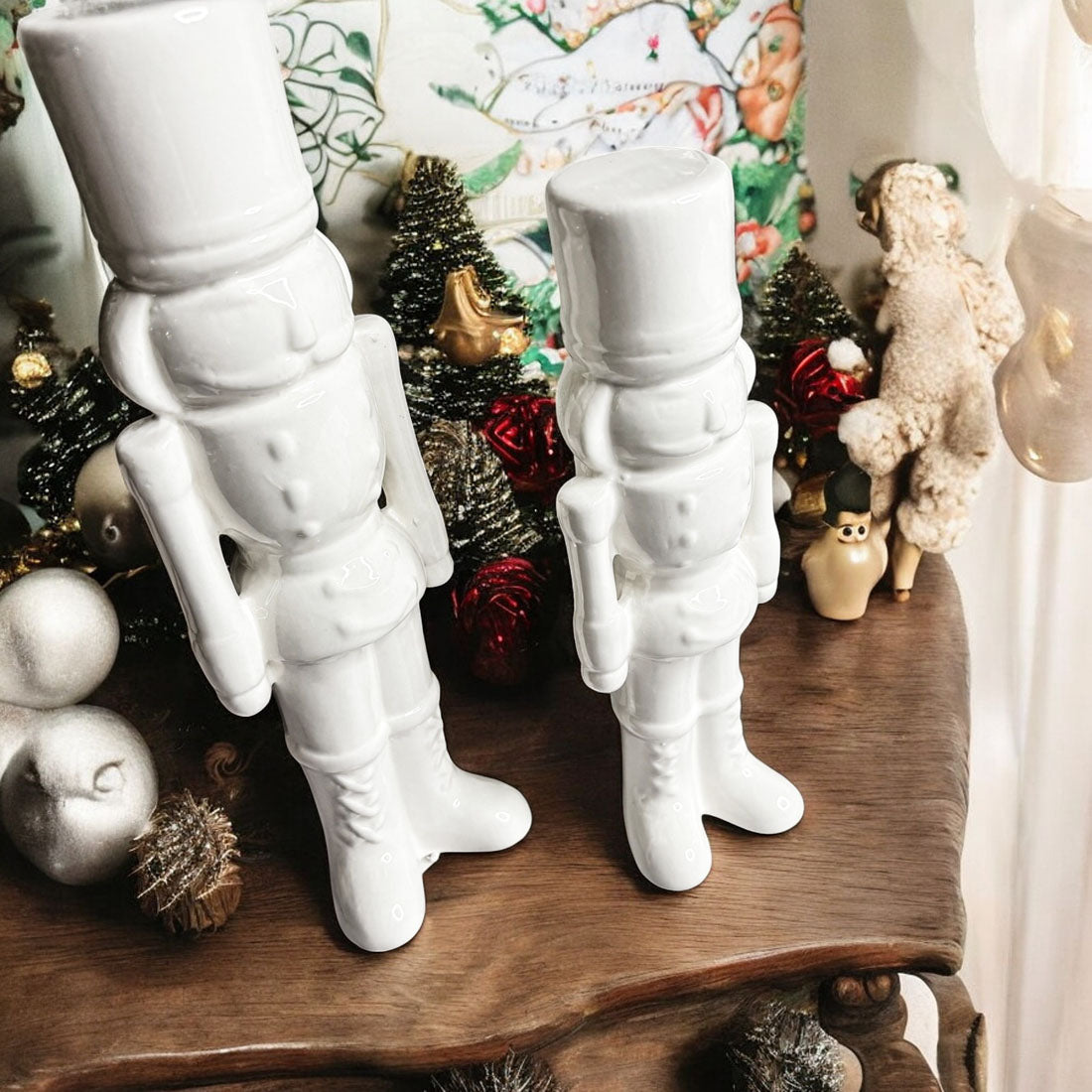 Nutcracker Set White