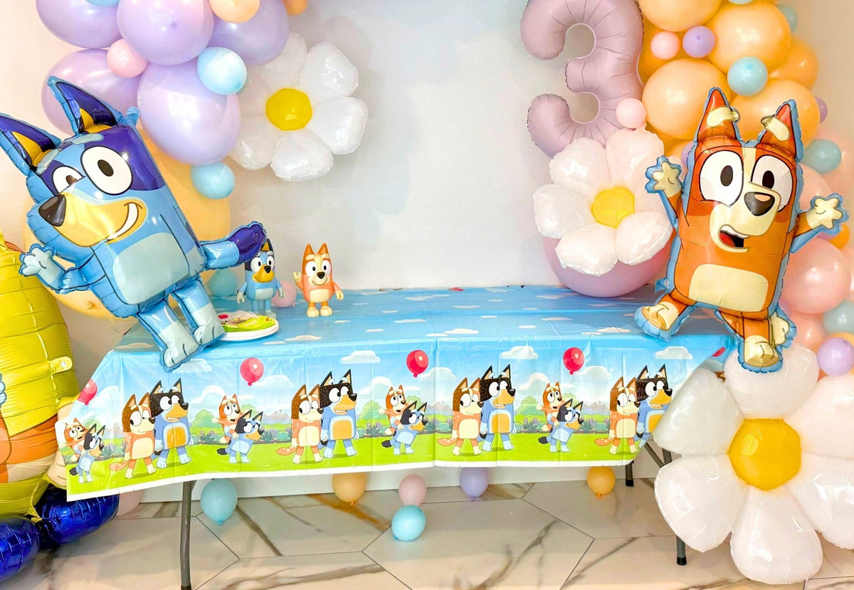 Blue Dog-Inspired Balloon Garland Kit