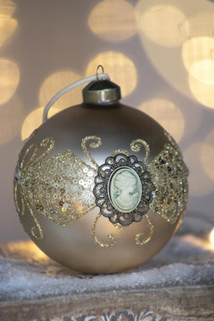 Decorative Glass Christmas Ball Ornaments Set with Hanging String – Gold or Red