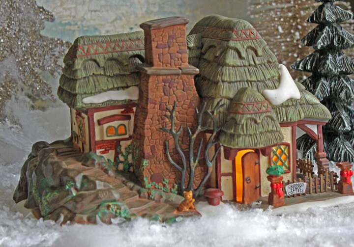 Christmas Village Crooked Fence Cottage