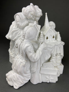 Dept. 56 Christmas Figurine: Illuminated Porcelain Family Tradition Night Light