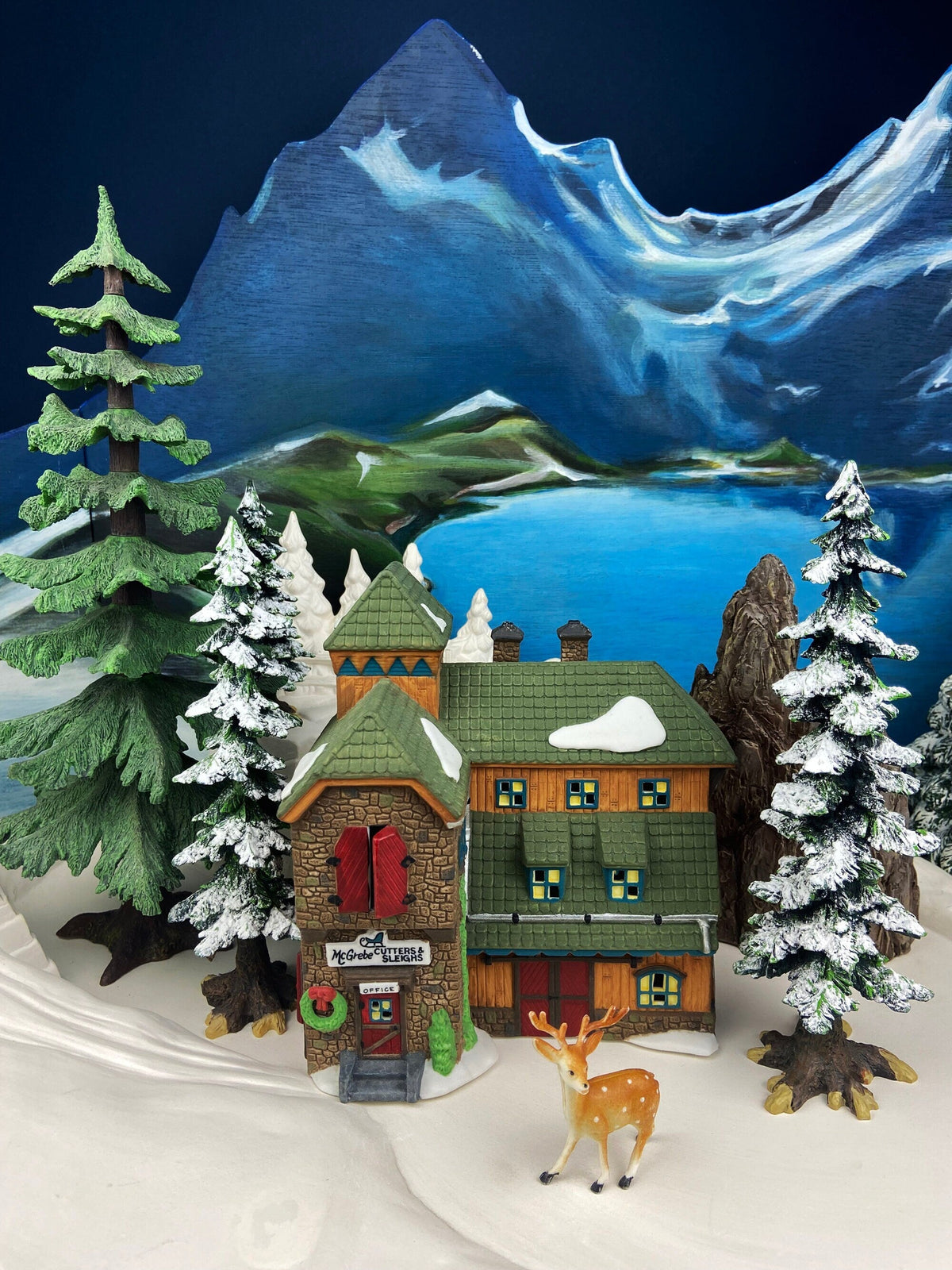 Christmas Village Accessories. Illuminated McGrebe Cutters and Sleighs. New England Village Series.
