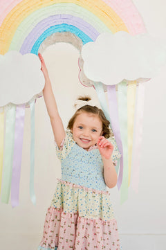 🌈Vibrant Rainbow Party Piñata - Colorful & Fun - Ideal for Birthdays and Joyful Events