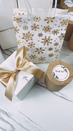 Festive Christmas Tree Candle – Handmade Decorative Soy Wax Candle for Holiday Home Decor & Gifts