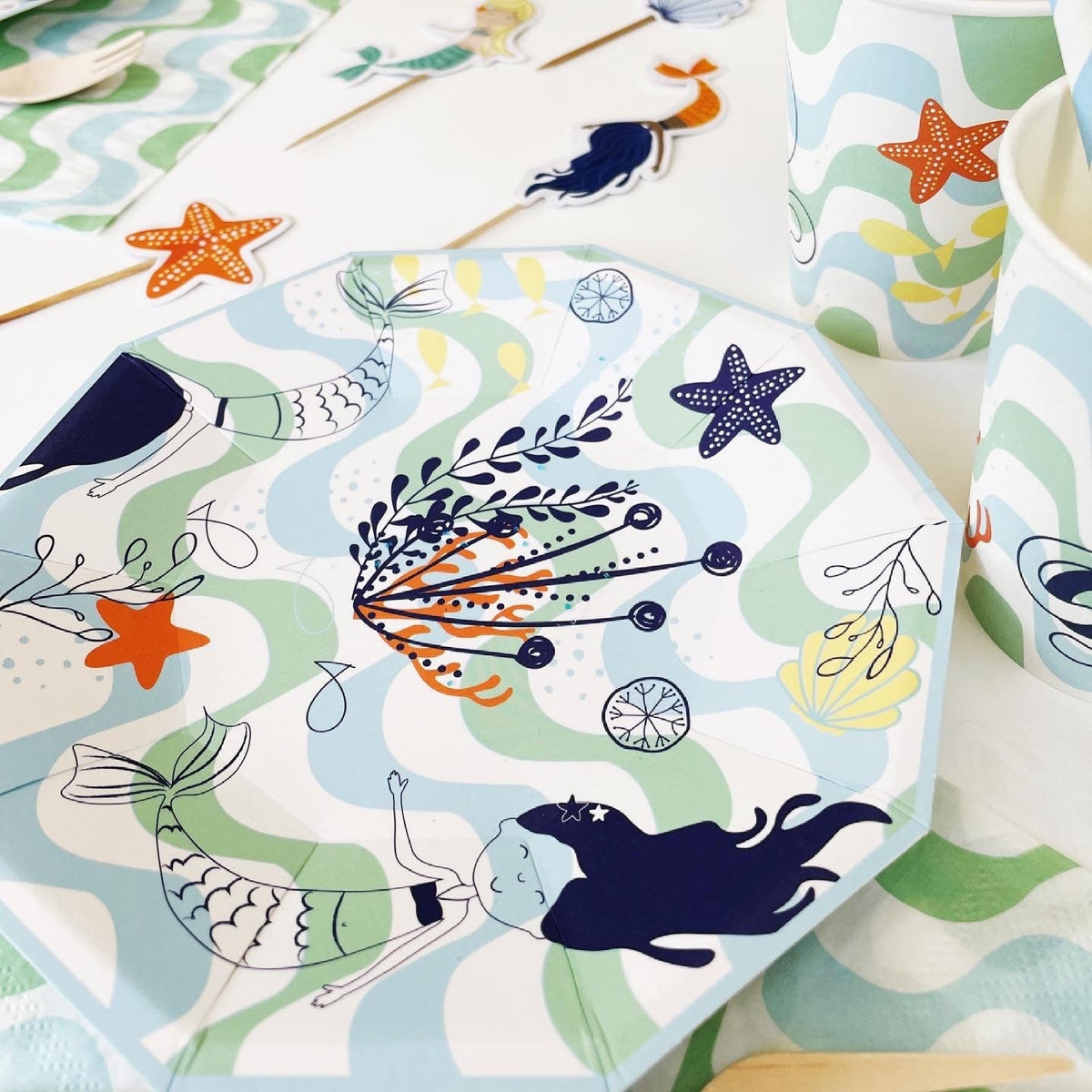 Mermaid Small Plates 7" (Set of 8) – Under the Sea Girls Birthday Party Supplies