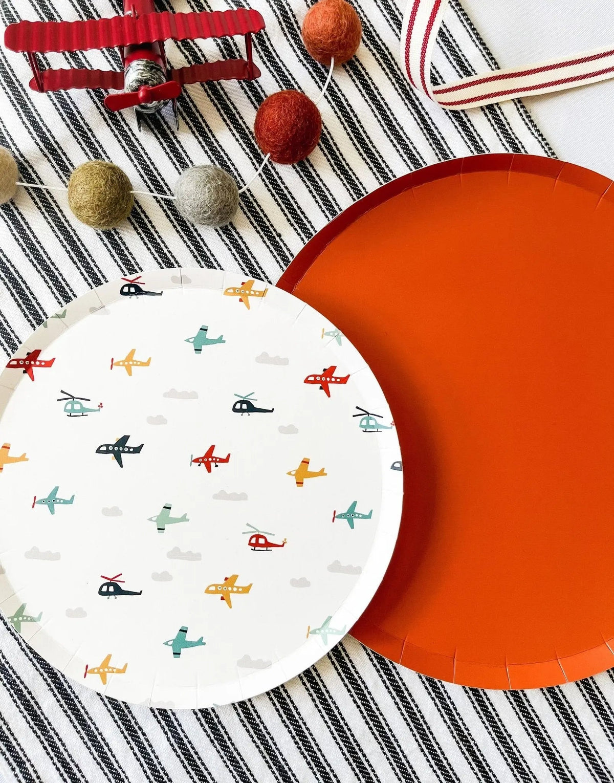 Orange Paper Party Plate (8pcs)