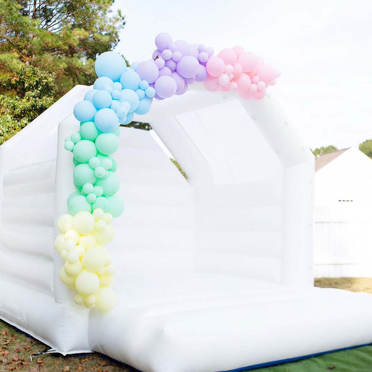 Premium Pastel Lilac Latex Balloon Cluster (5", 11” and 17”)