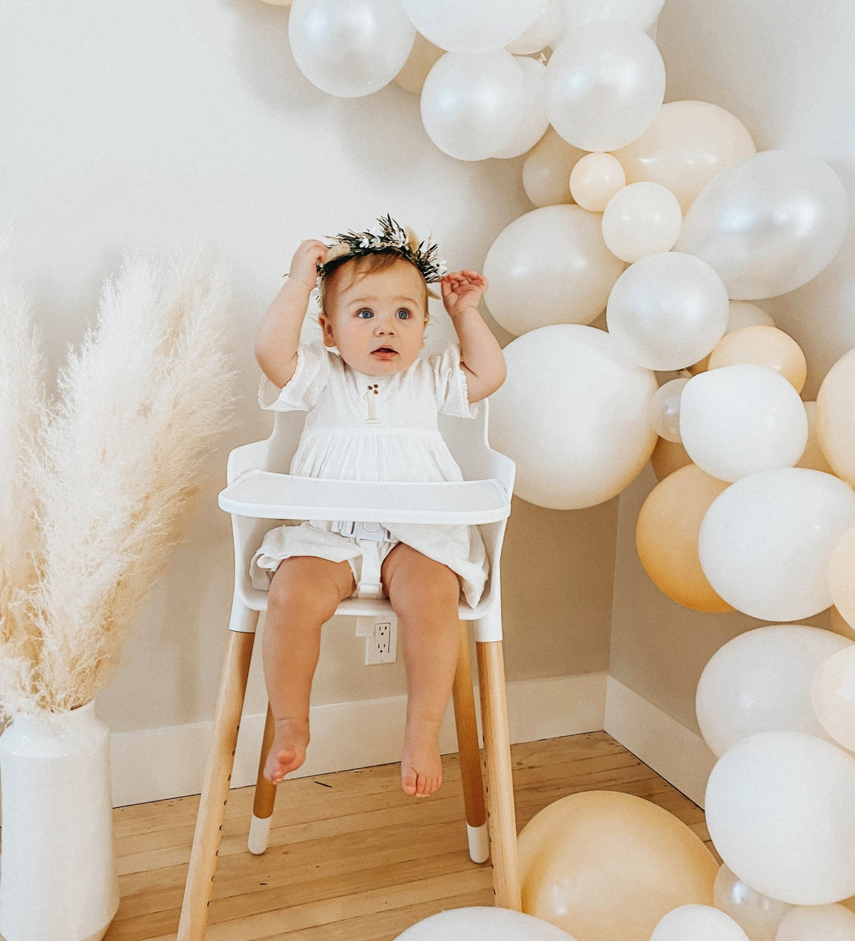 Premium Metallic Pearl Latex Balloon Cluster (5", 11” and 17”)