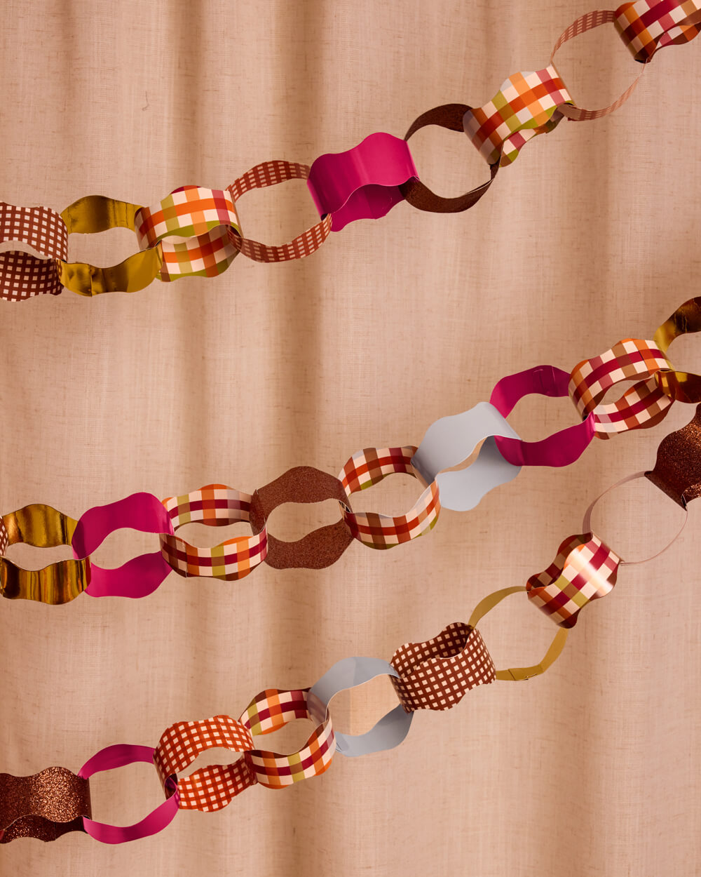Thanksgiving Paper Chains - 90 strip holiday garland