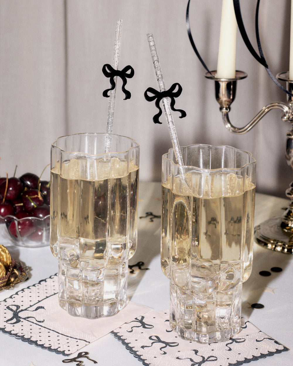 Little Black Bow Straws - 12 reusable straws
